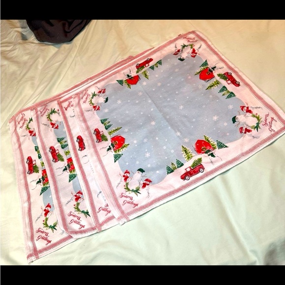 NWOT St.Nicholas Square Holiday Tree Farm Border Napkin 4-pk. 18"x18" - Picture 1 of 3